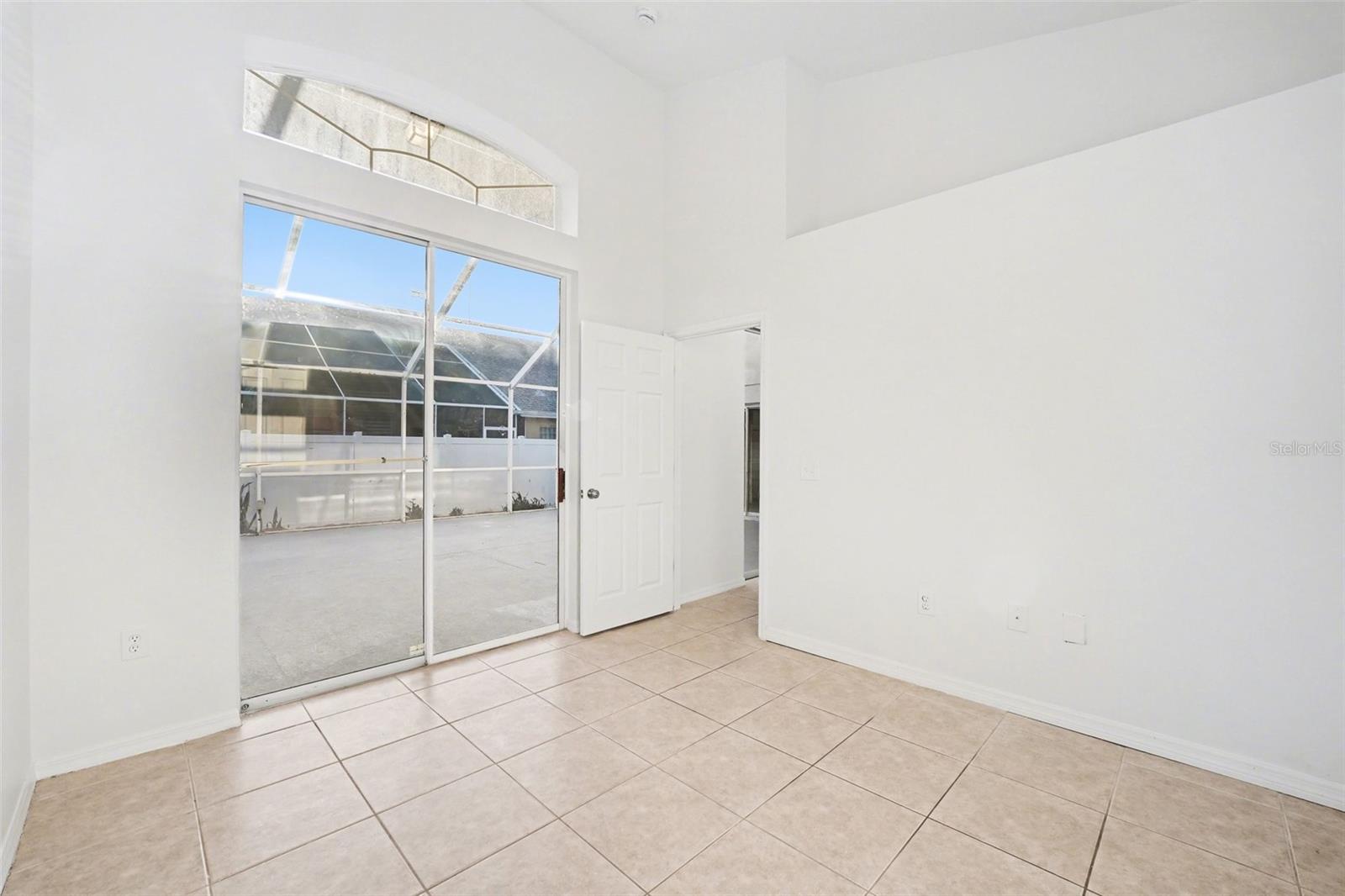 FAIRWAYS LAKE ESTATES - Residential