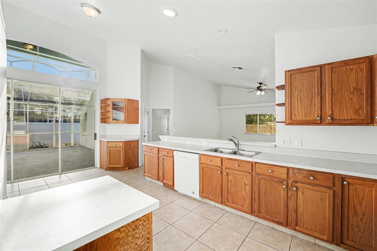 FAIRWAYS LAKE ESTATES - Residential