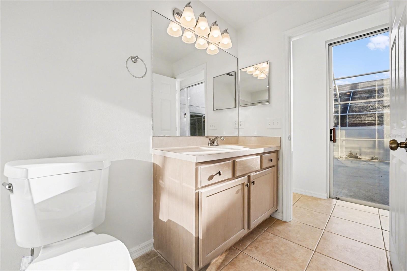 FAIRWAYS LAKE ESTATES - Residential