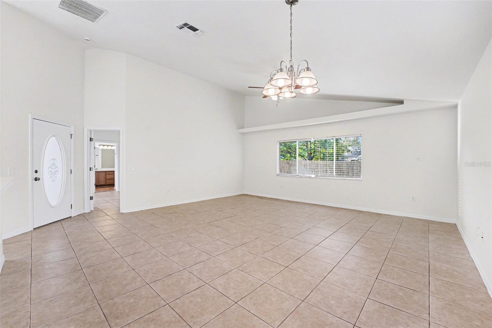 FAIRWAYS LAKE ESTATES - Residential