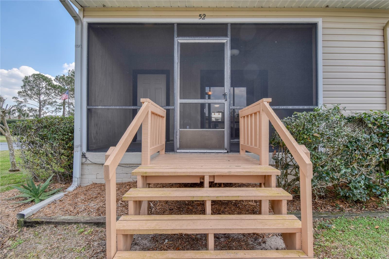 LOCK HARBOUR GROUP 01 - Residential Lease