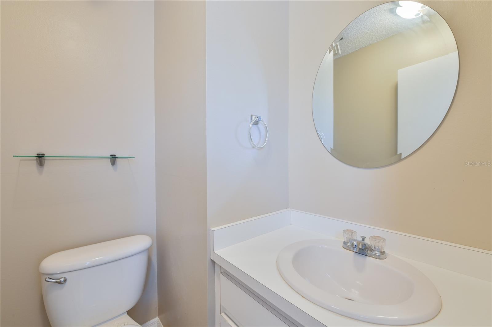 LOCK HARBOUR GROUP 01 - Residential Lease