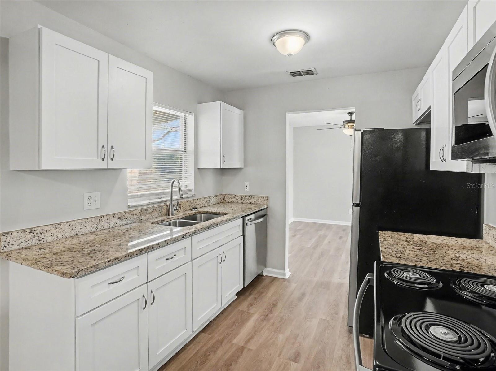 AMERICAN HERITAGE ESTATES - Residential