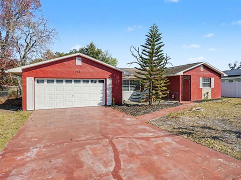 Häuser zum Verkauf in Edgewood: Ihre nächste Adresse in Florida beginnt hier 15 - Jen Dantas 555 THOMAS JEFFERSON WAY ORLANDO FL 32809