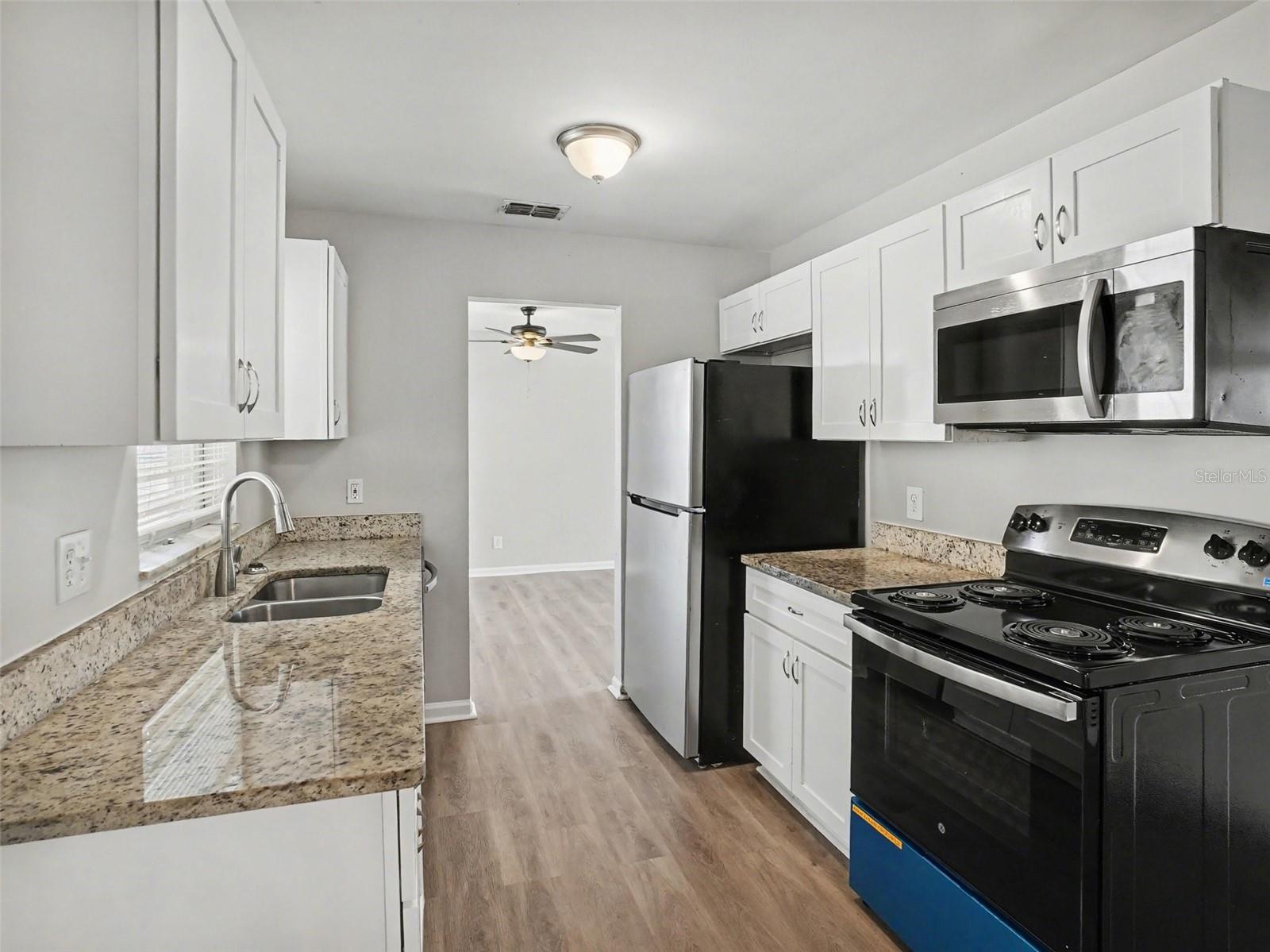 AMERICAN HERITAGE ESTATES - Residential