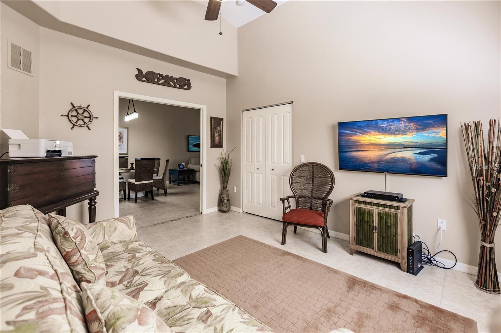 VILLA GRANDE/BURNT STORE ISLES - Residential