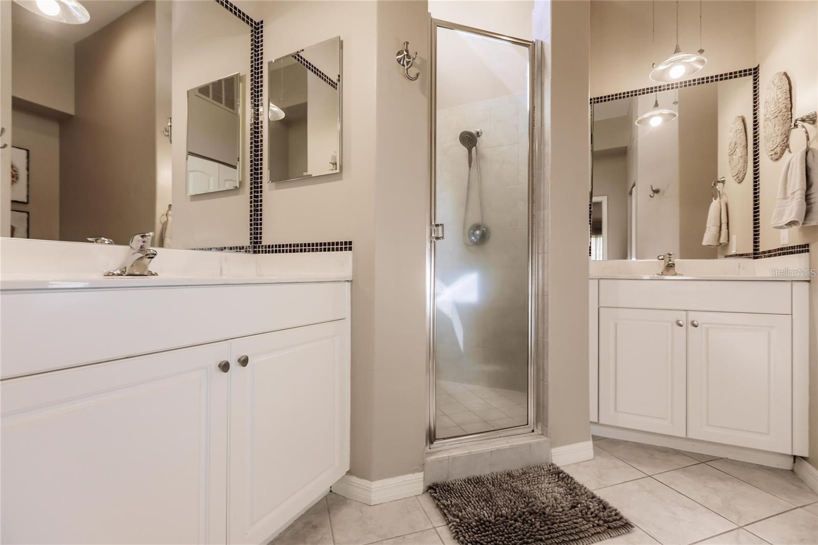 VILLA GRANDE/BURNT STORE ISLES - Residential