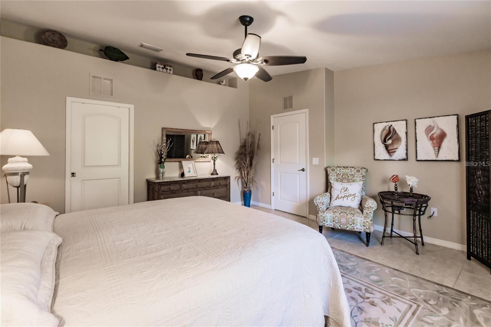 VILLA GRANDE/BURNT STORE ISLES - Residential