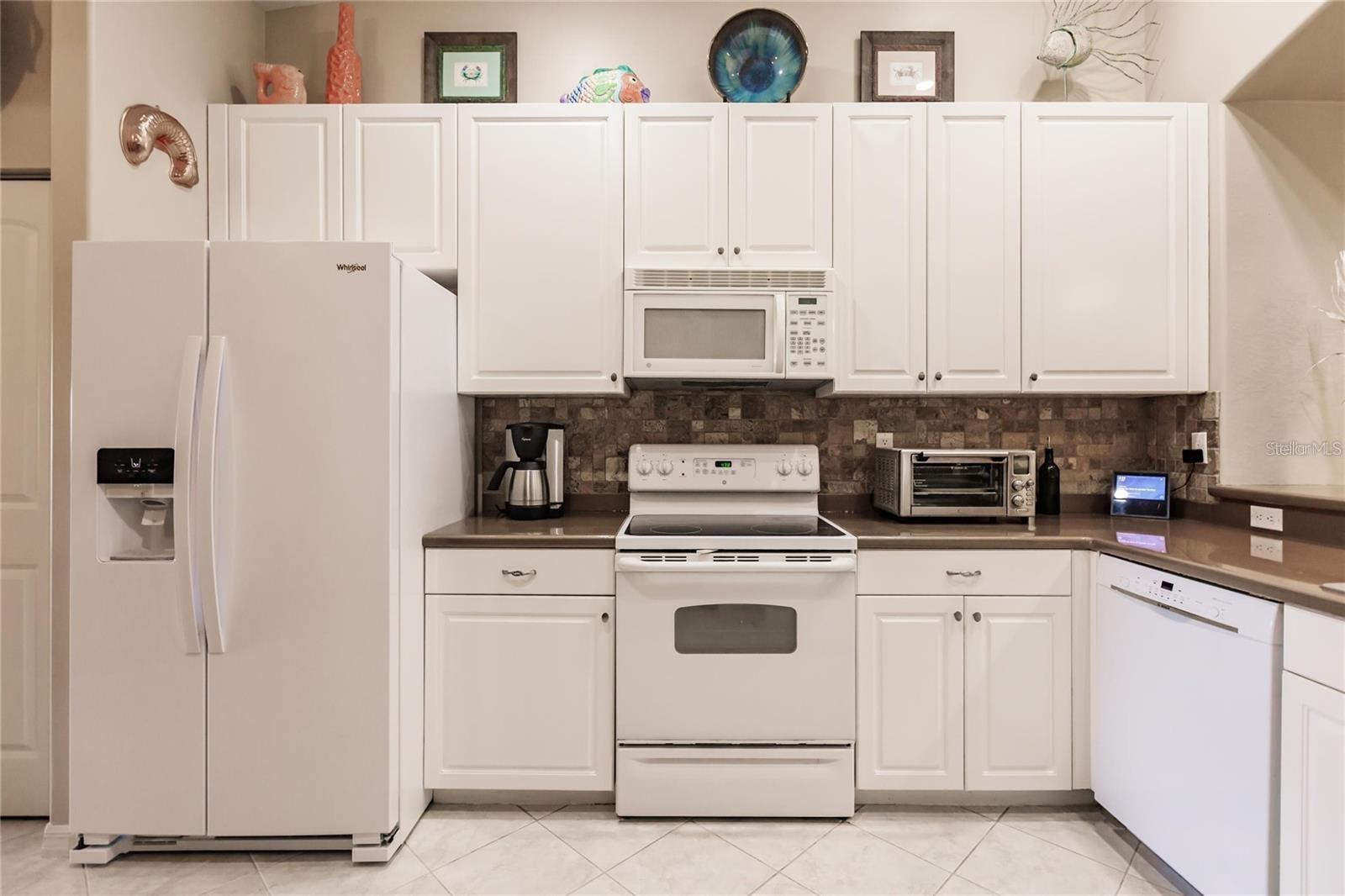 VILLA GRANDE/BURNT STORE ISLES - Residential