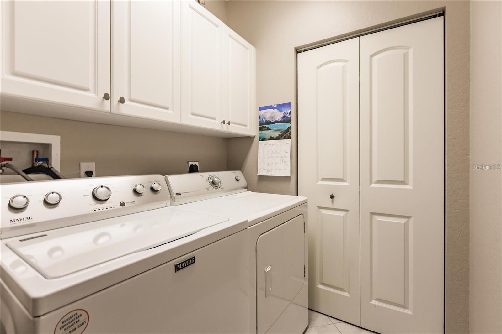 VILLA GRANDE/BURNT STORE ISLES - Residential