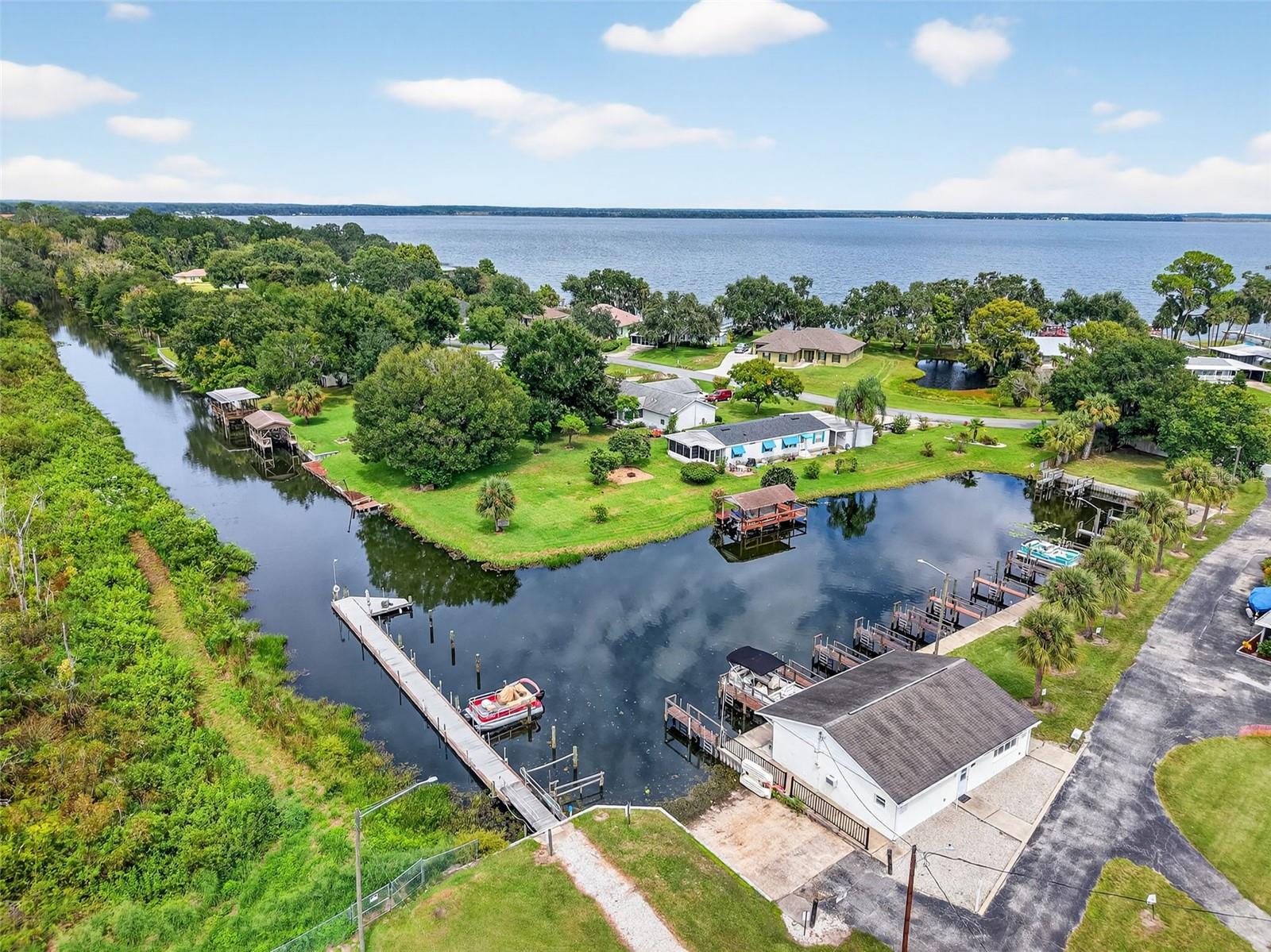 PALM SHORES RV RESORT LT 136 AMD - Residential