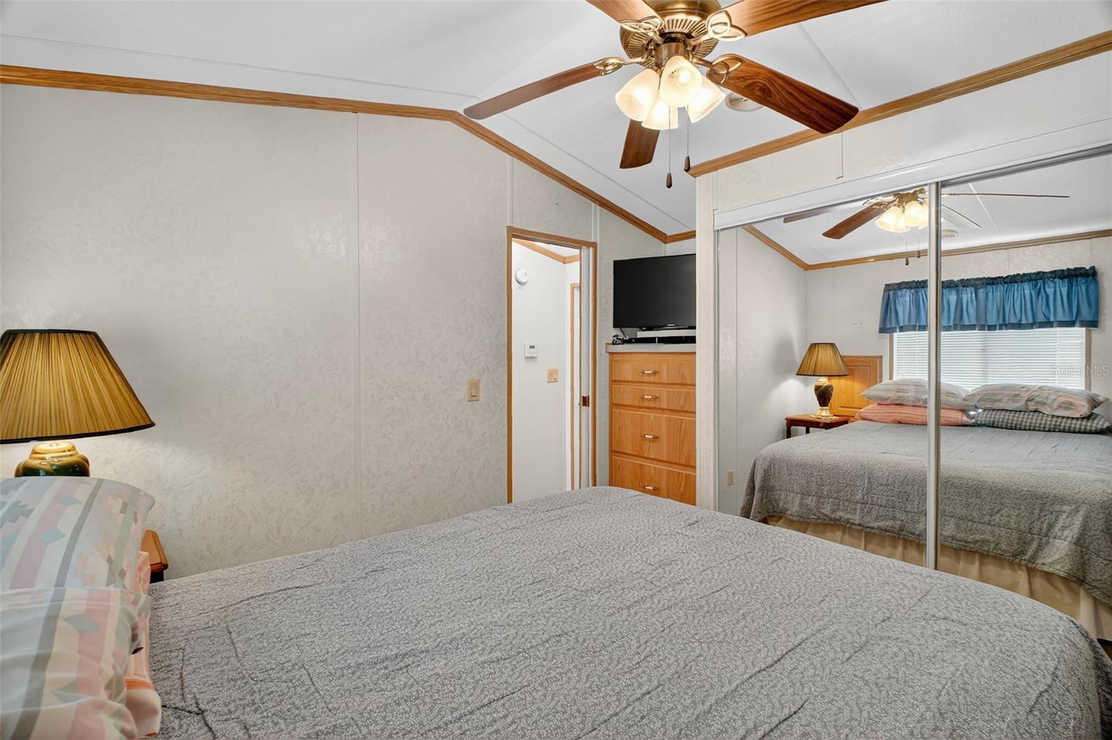 PALM SHORES RV RESORT LT 136 AMD - Residential