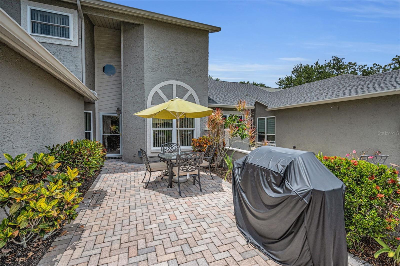 184 HUNTER COURT