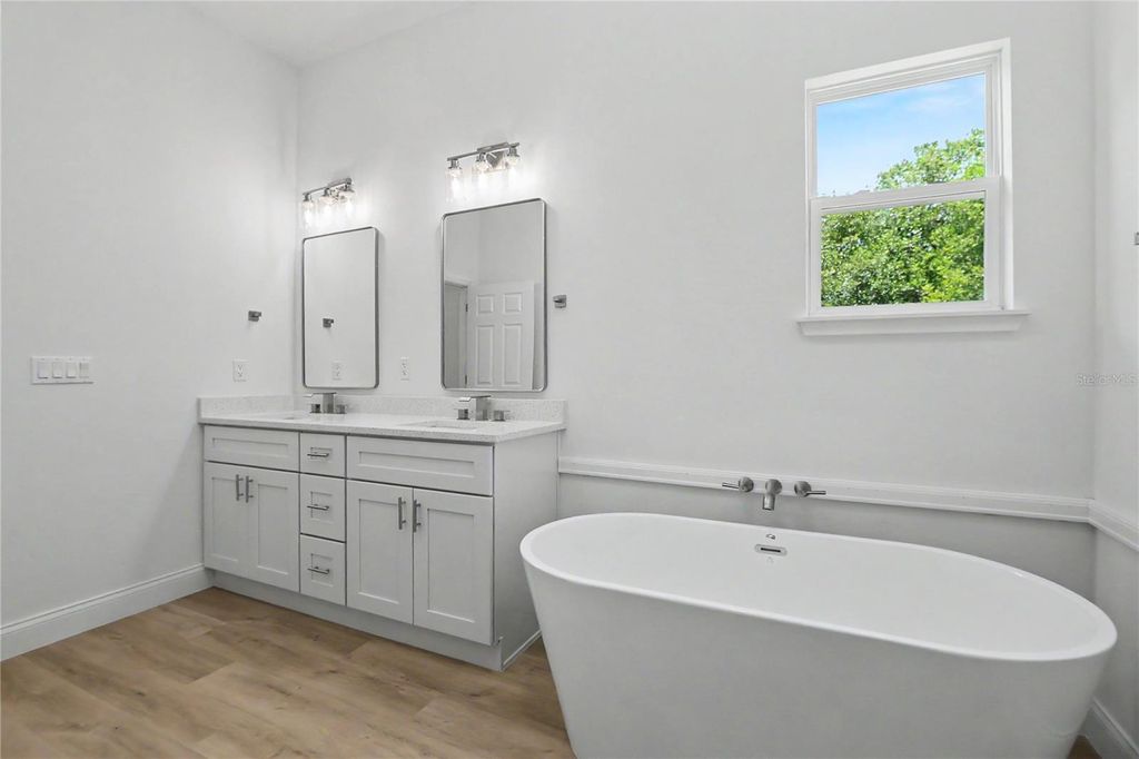 Photo of 4814 SW 166th Loop, Ocala, FL 34476 (MLS # TB8513687)