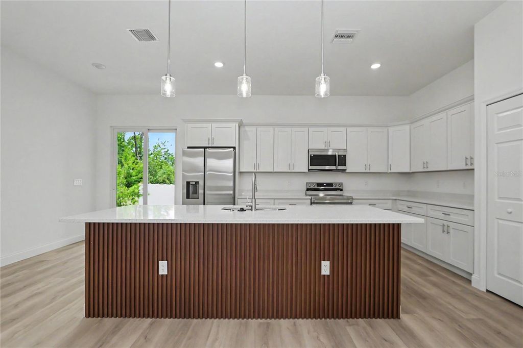 Photo of 4814 SW 166th Loop, Ocala, FL 34476 (MLS # TB8513687)