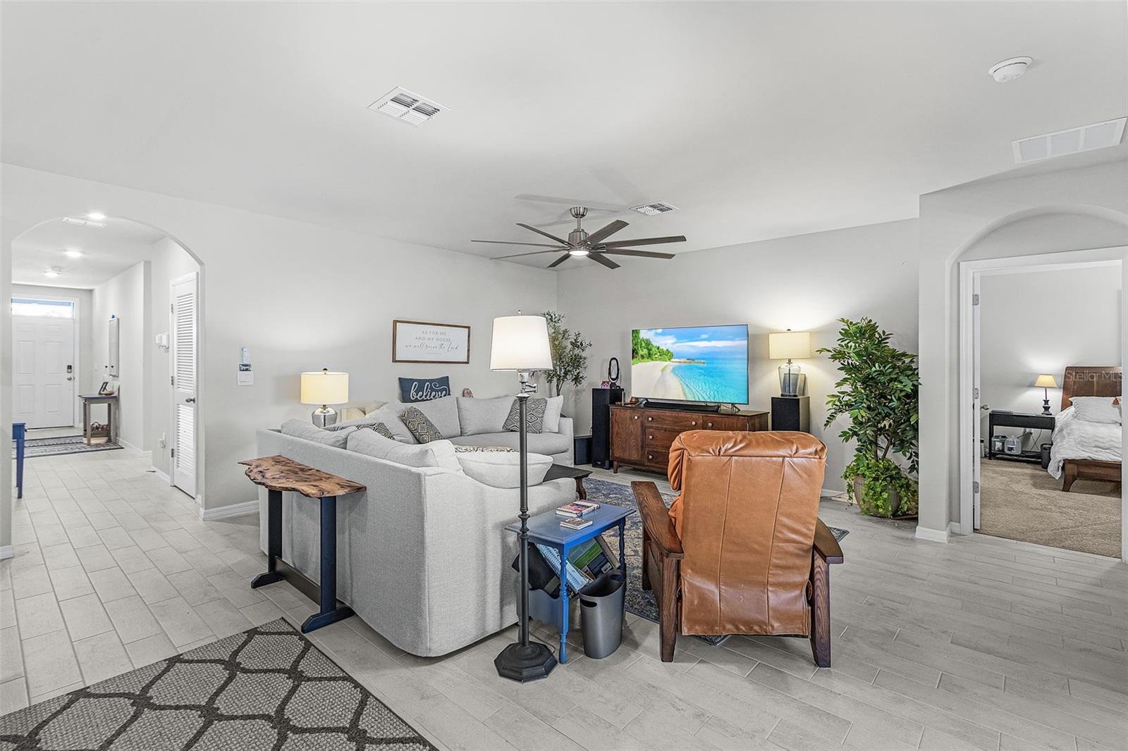 PUNTA GORDA ISLES SEC 16 - Residential