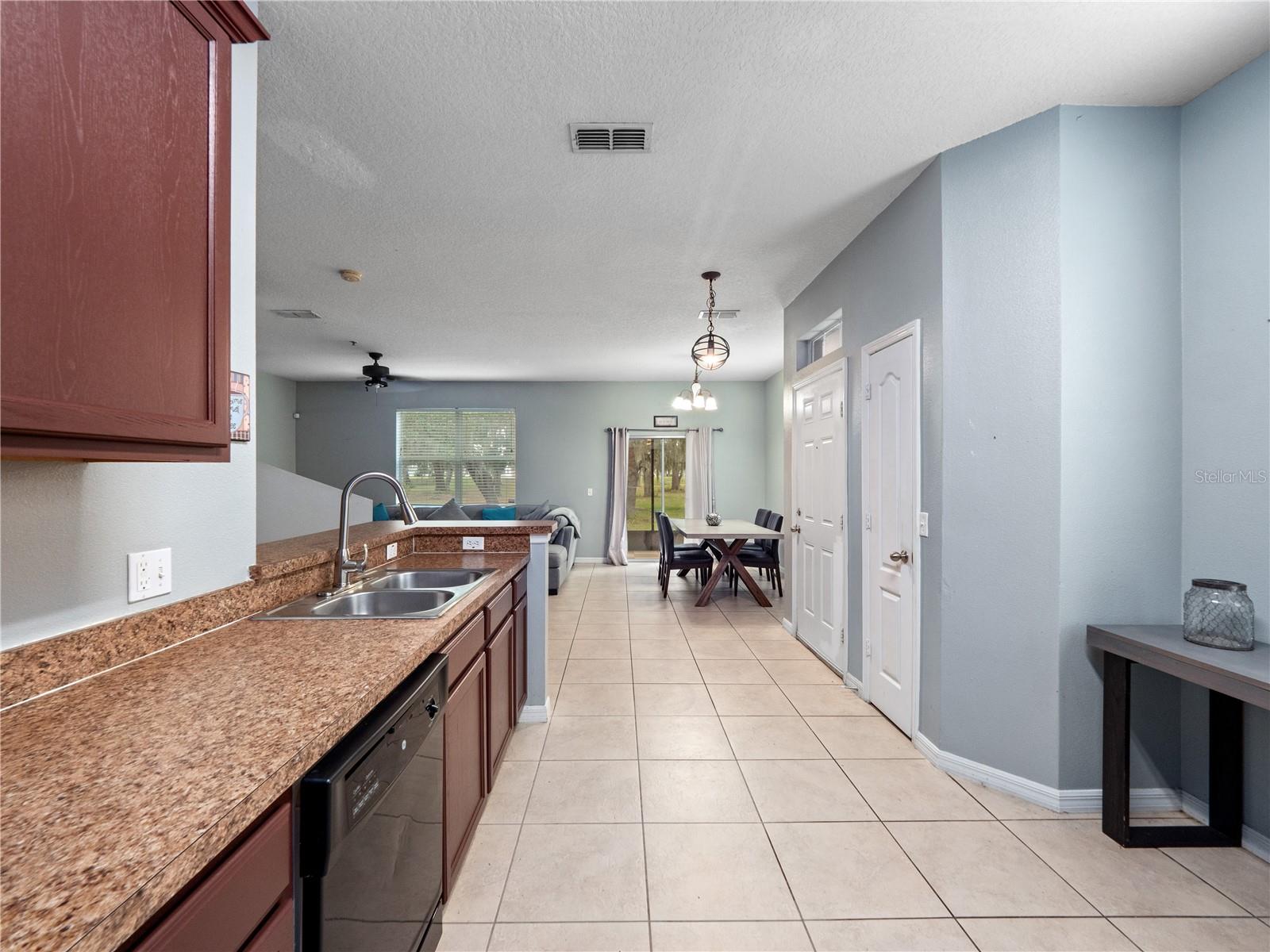 JEFFERSON GREEN AT ANTHEM PARK CONDO PH 13 - Residential