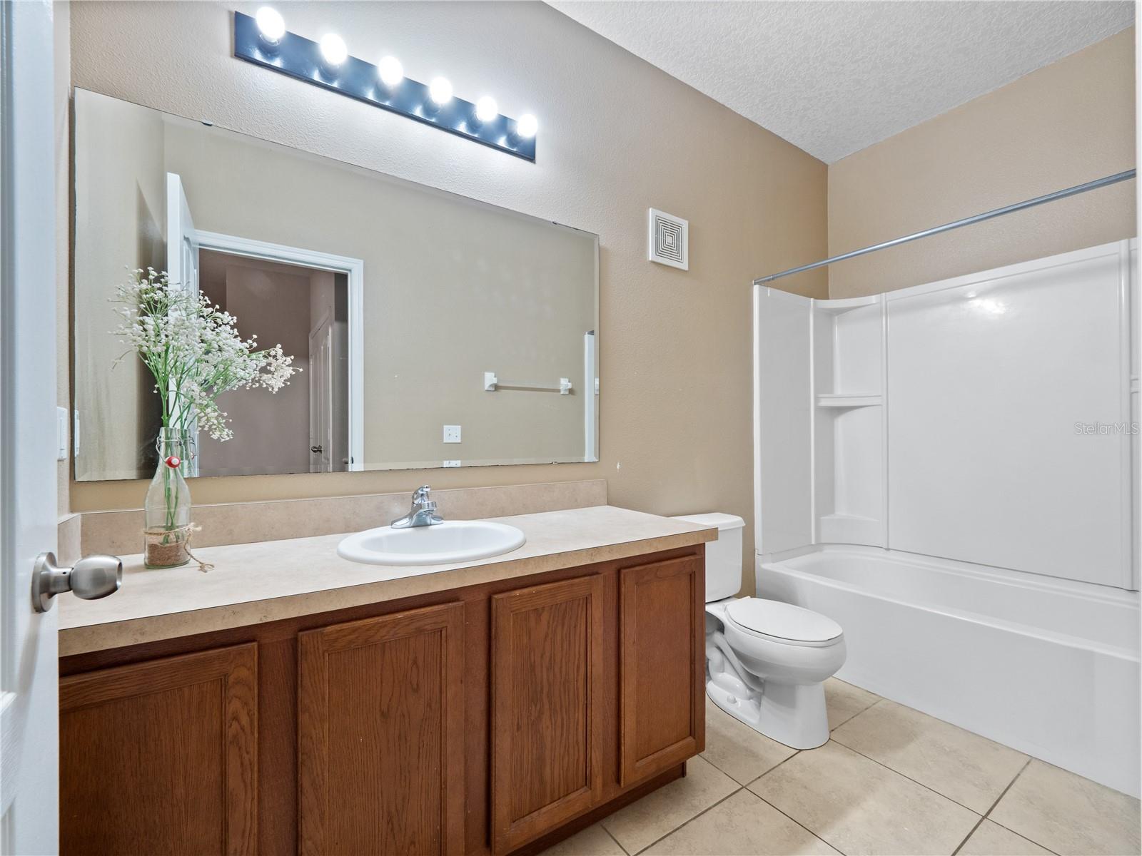 JEFFERSON GREEN AT ANTHEM PARK CONDO PH 13 - Residential