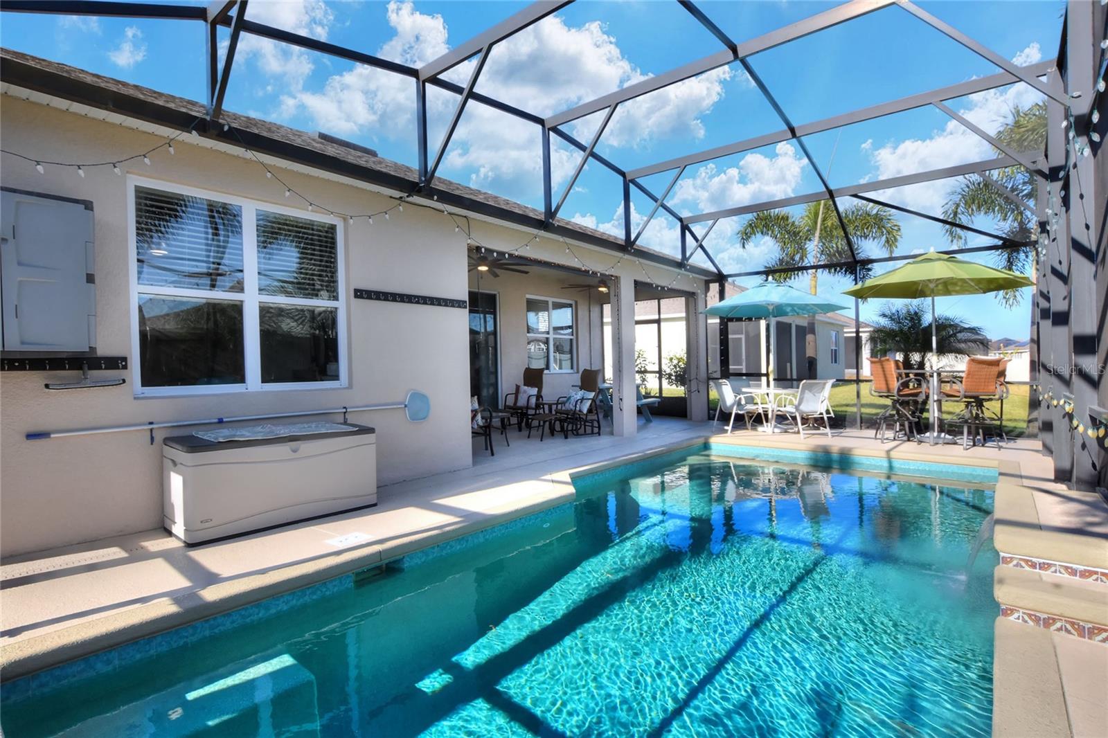 LAKESIDE LANDINGS PH 01 - Residential