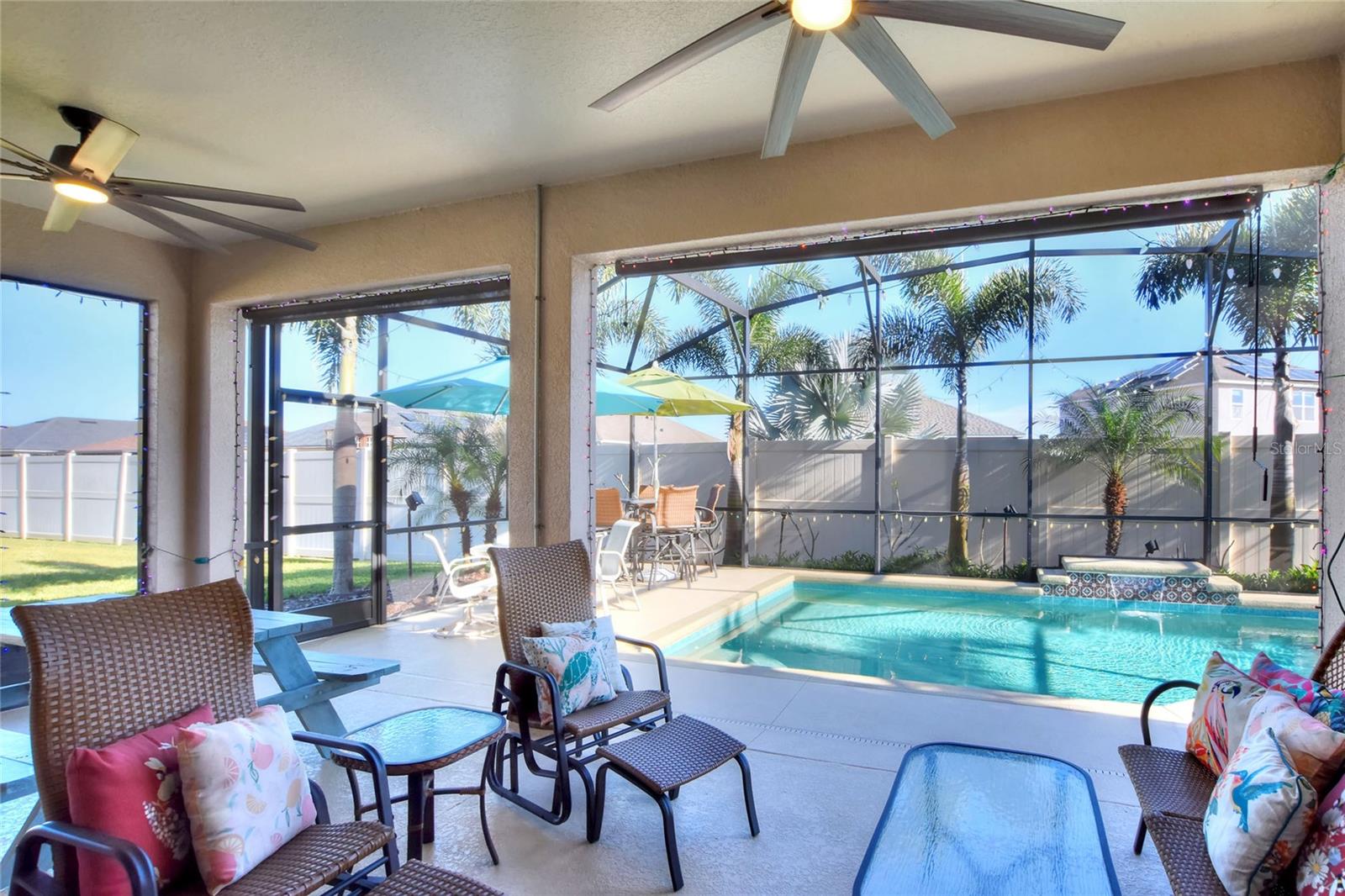 LAKESIDE LANDINGS PH 01 - Residential