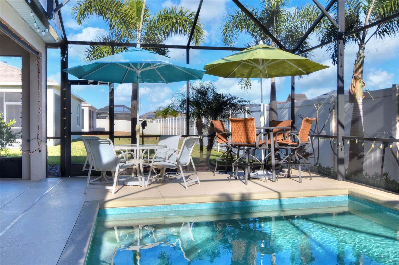 LAKESIDE LANDINGS PH 01 - Residential