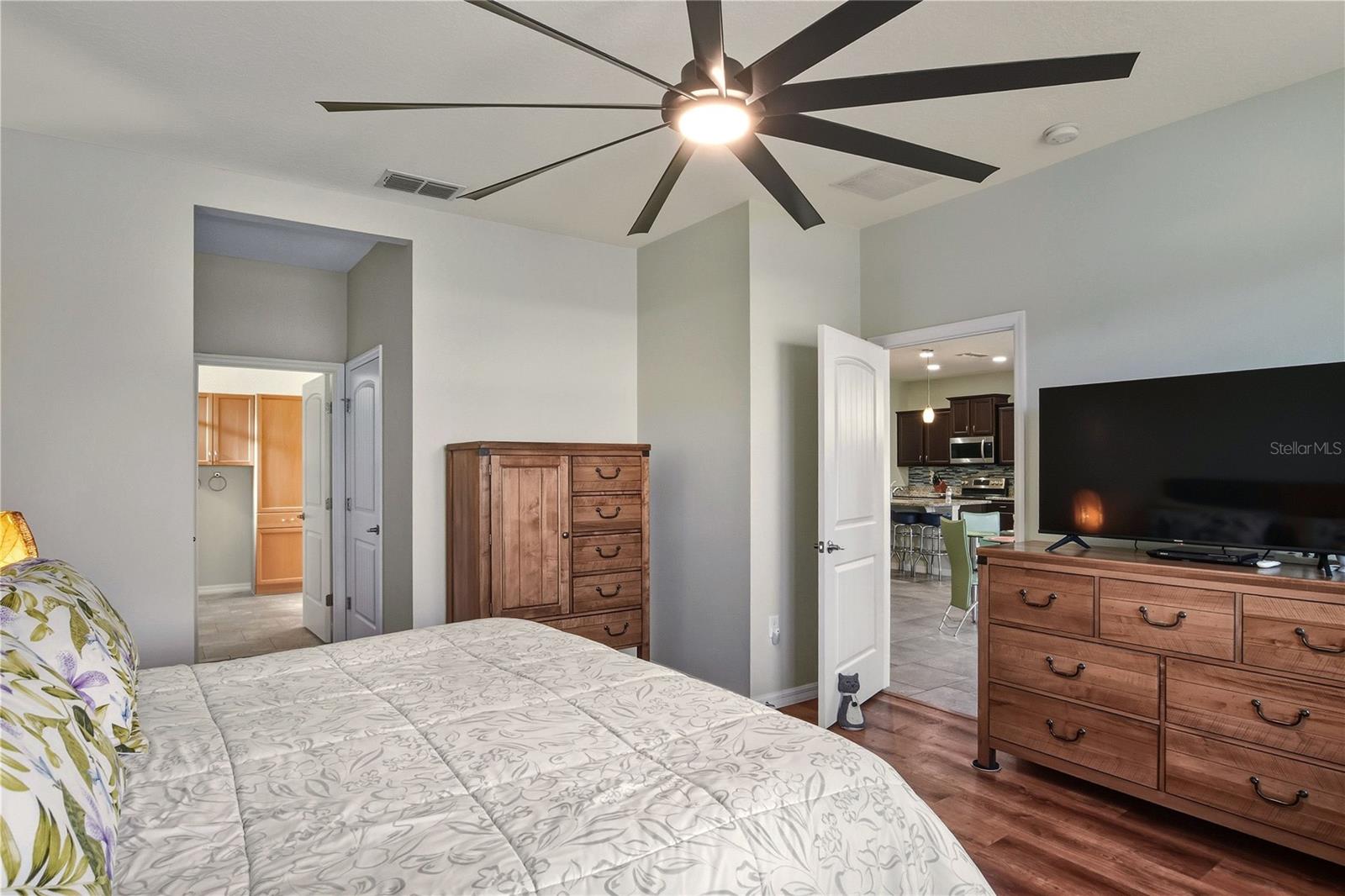 LAKESIDE LANDINGS PH 01 - Residential