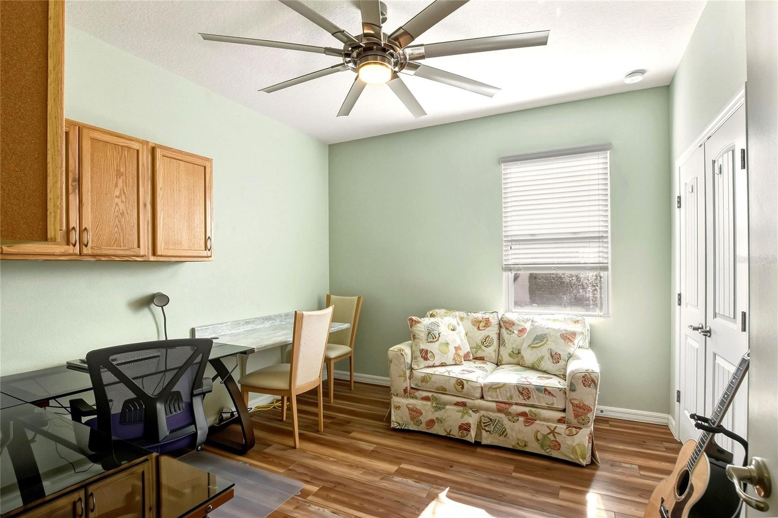 LAKESIDE LANDINGS PH 01 - Residential