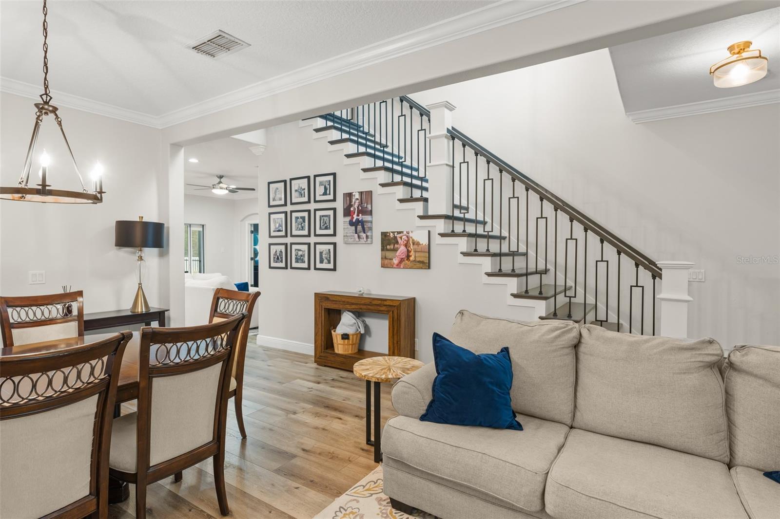 ENCLAVE/MOSS PARK - Residential