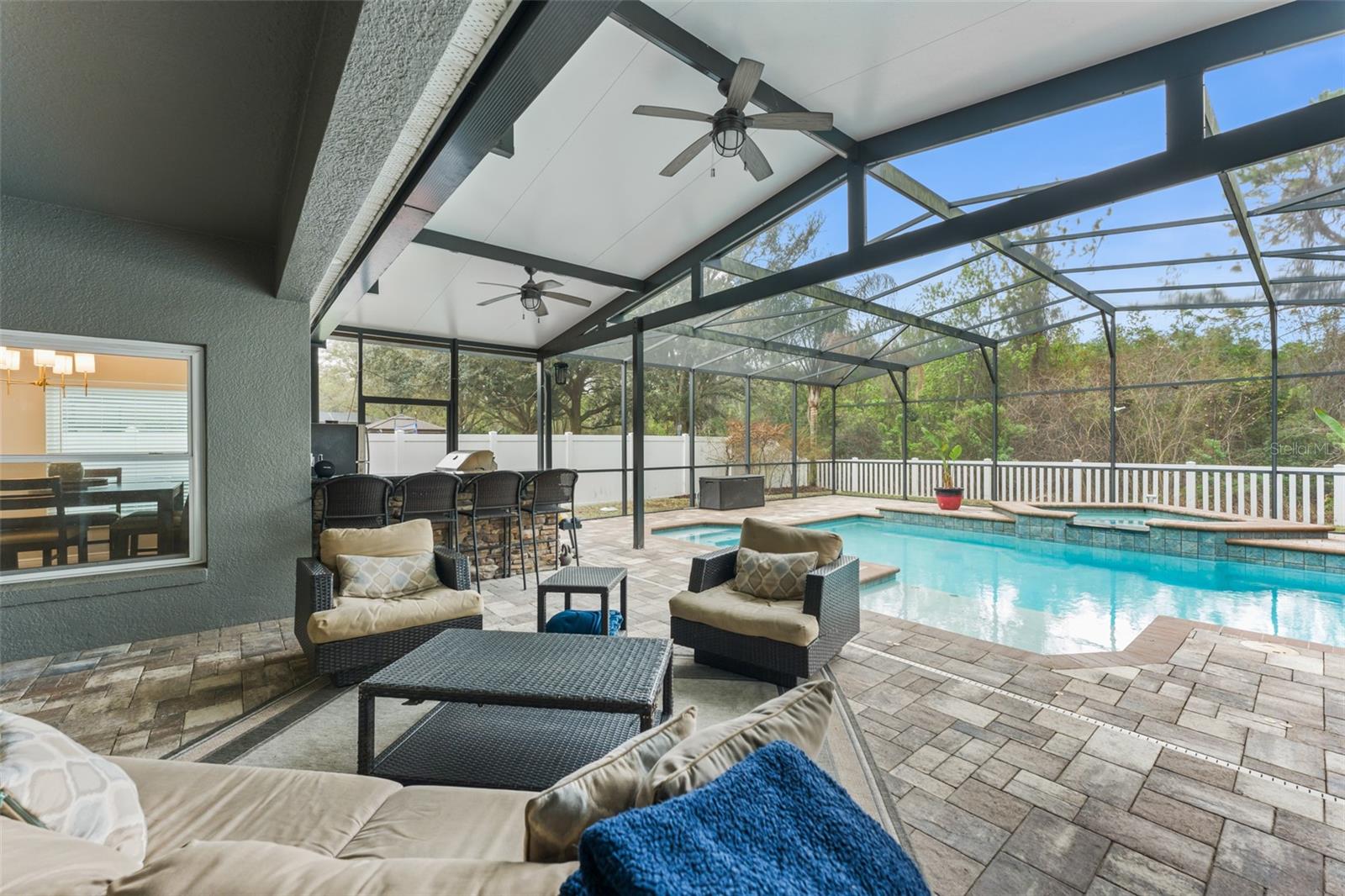 ENCLAVE/MOSS PARK - Residential