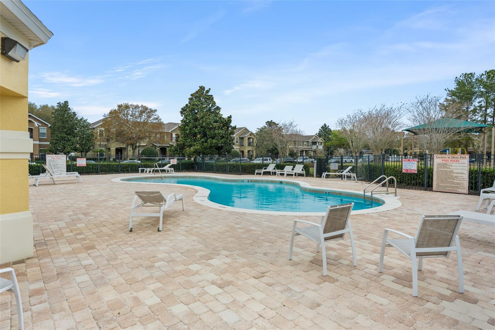 ENCLAVE/MOSS PARK - Residential