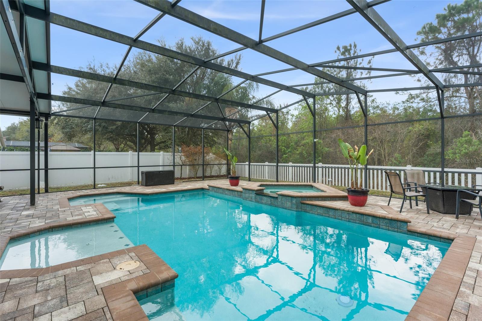 ENCLAVE/MOSS PARK - Residential