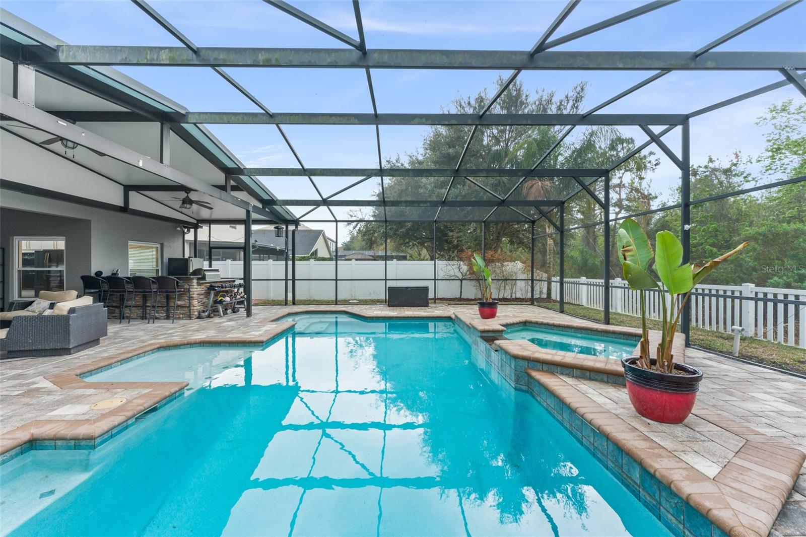 ENCLAVE/MOSS PARK - Residential