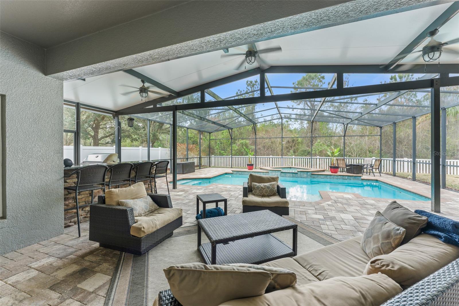 ENCLAVE/MOSS PARK - Residential