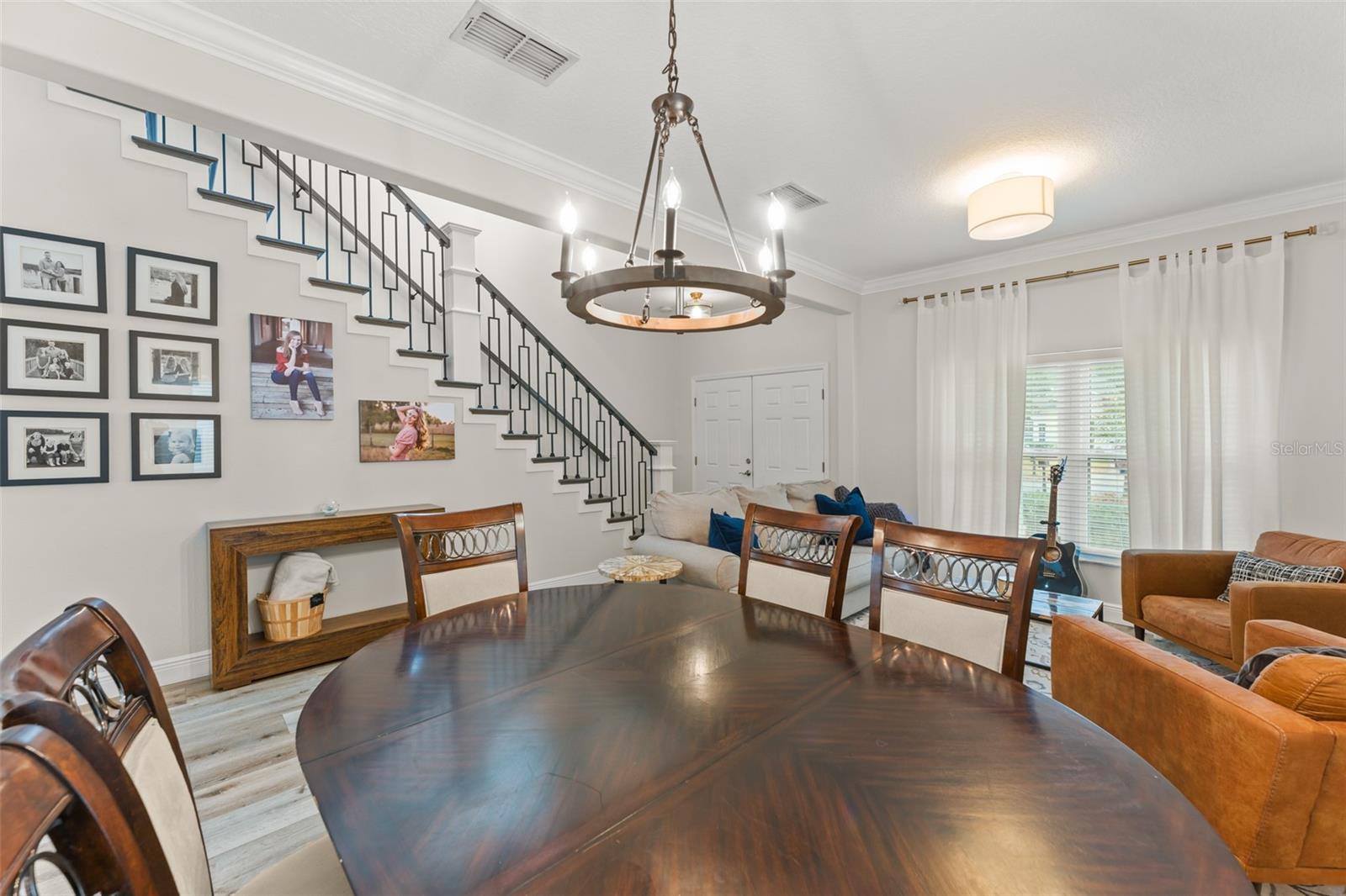 ENCLAVE/MOSS PARK - Residential