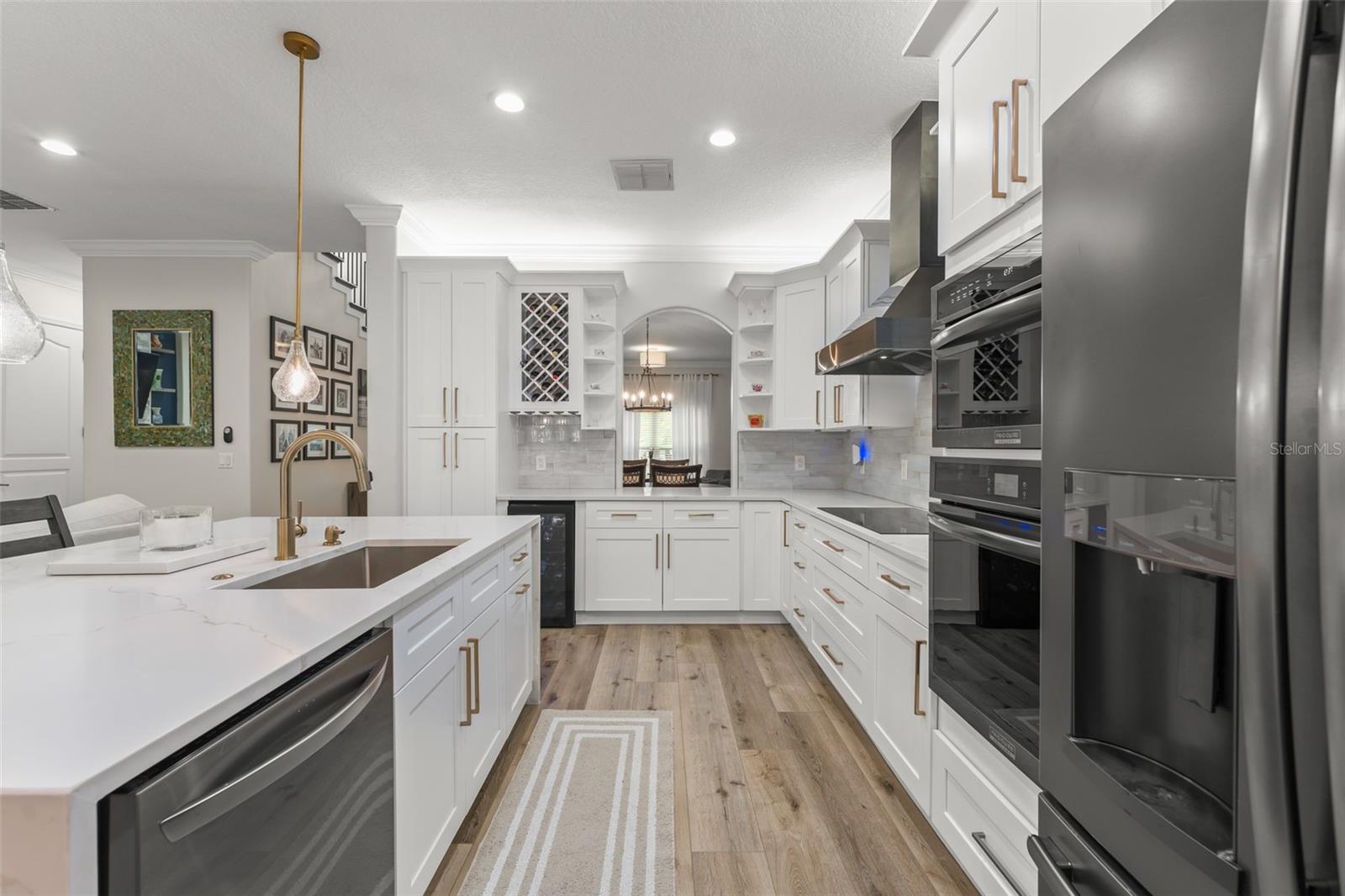 ENCLAVE/MOSS PARK - Residential