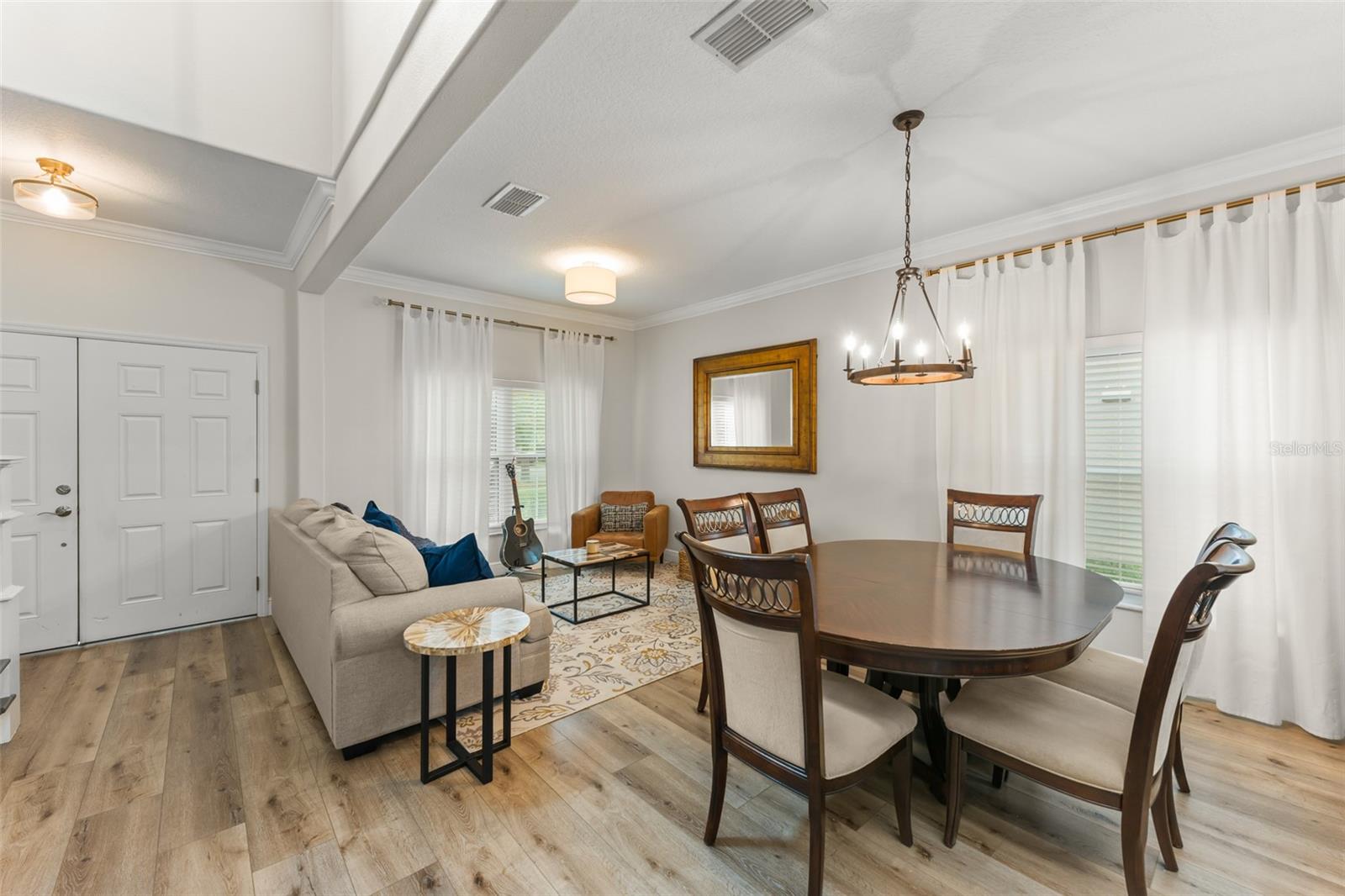 ENCLAVE/MOSS PARK - Residential