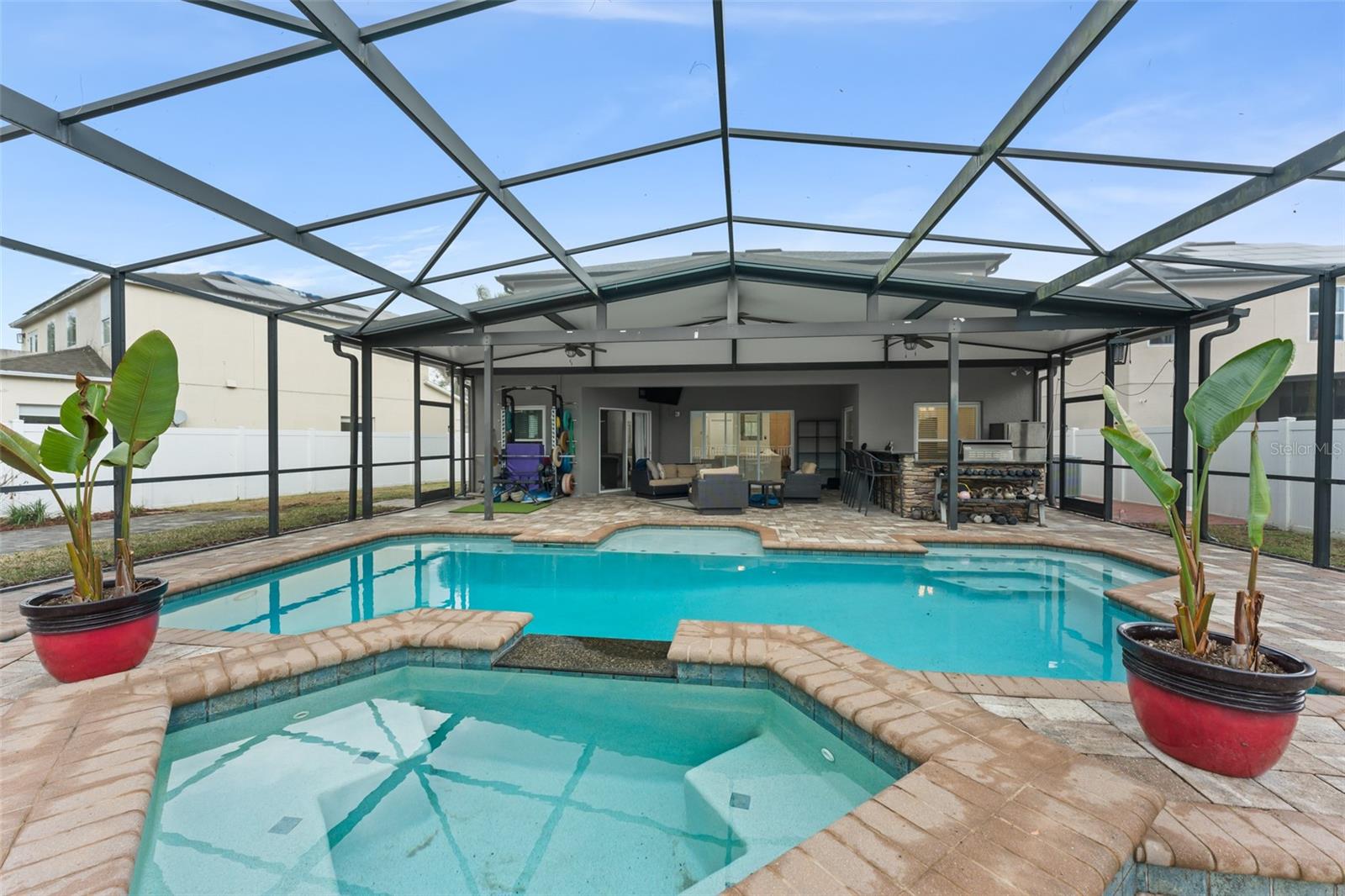 ENCLAVE/MOSS PARK - Residential