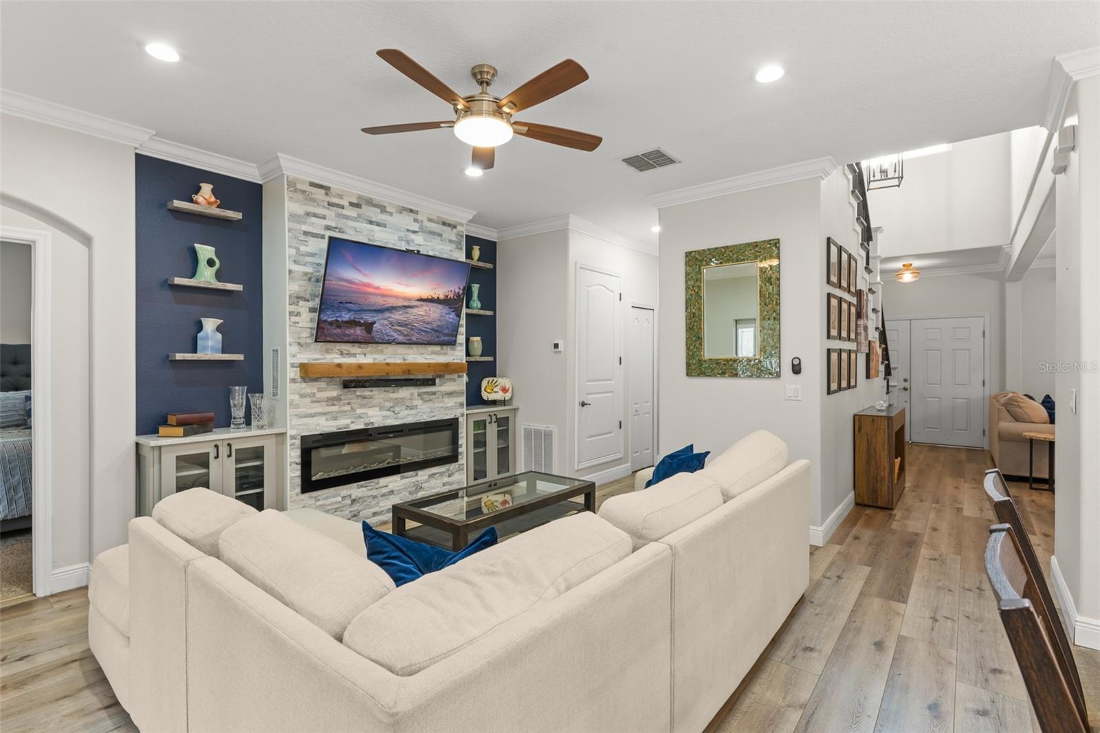 ENCLAVE/MOSS PARK - Residential