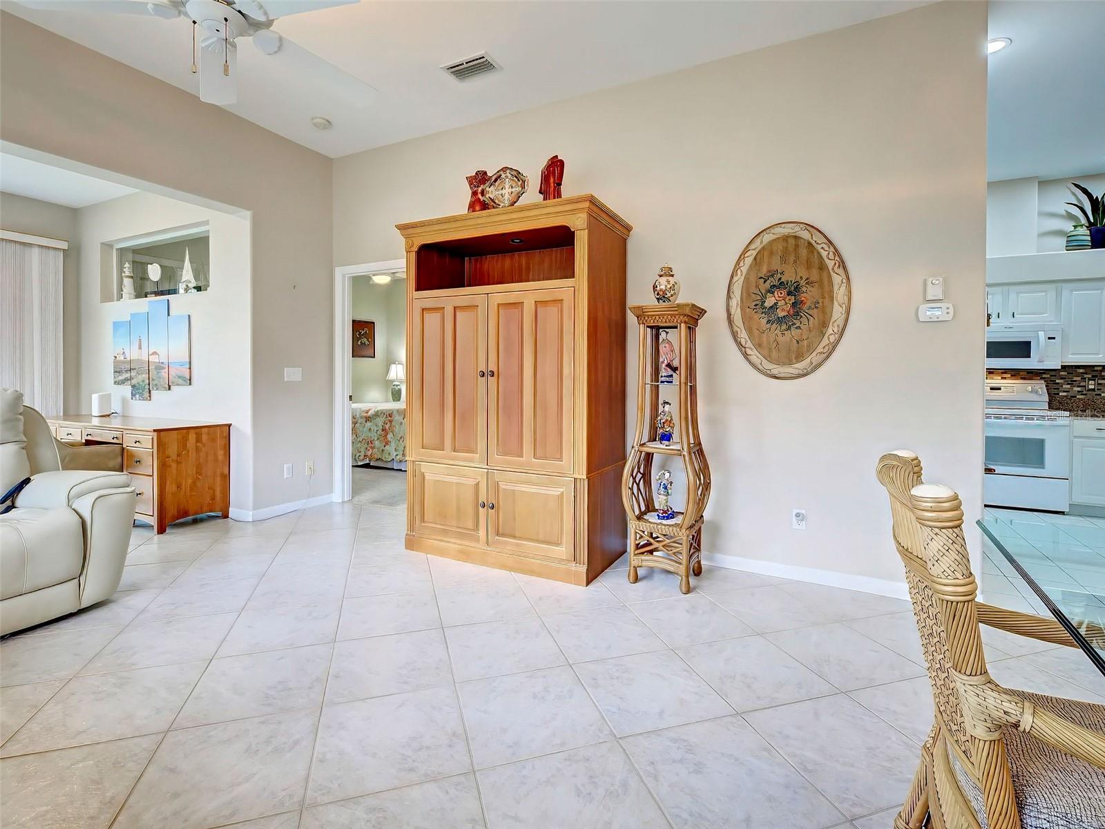 VISTA DEL LAGO - Residential