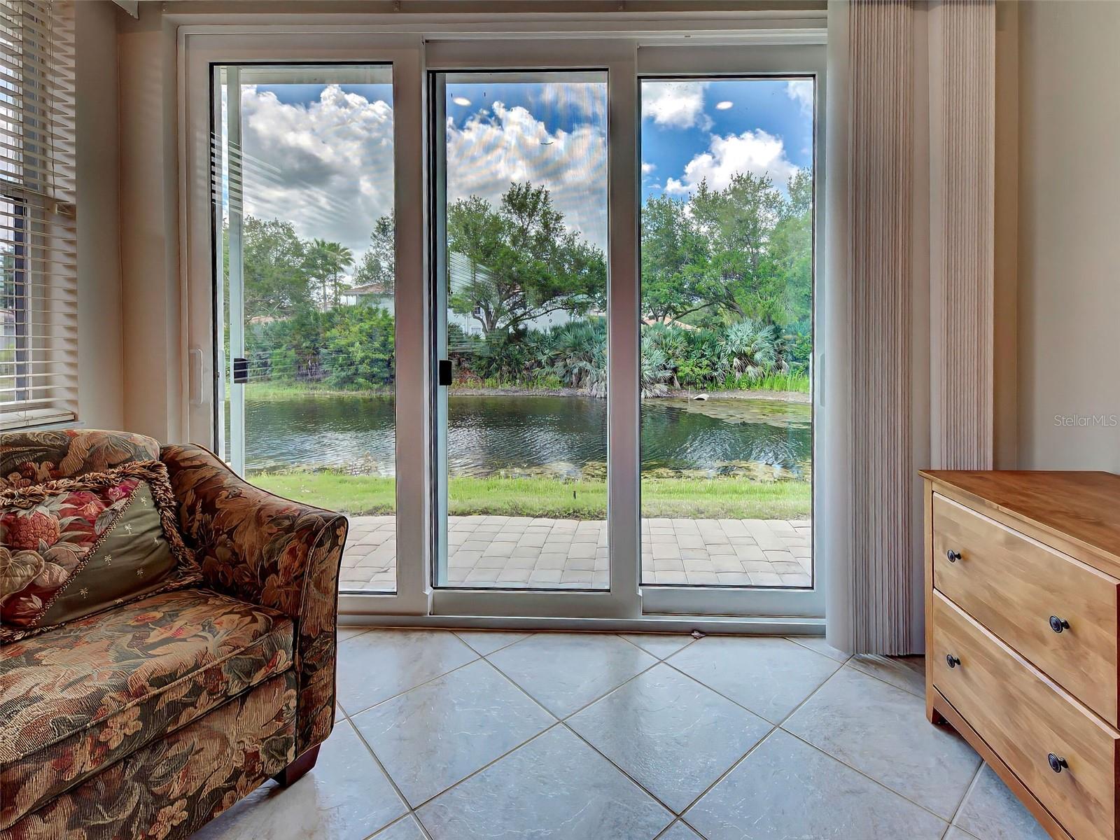 VISTA DEL LAGO - Residential
