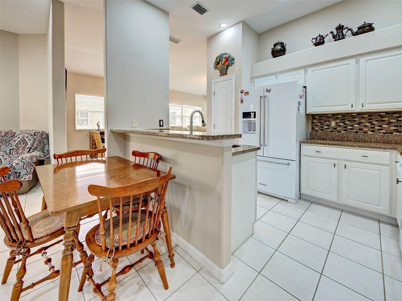 VISTA DEL LAGO - Residential