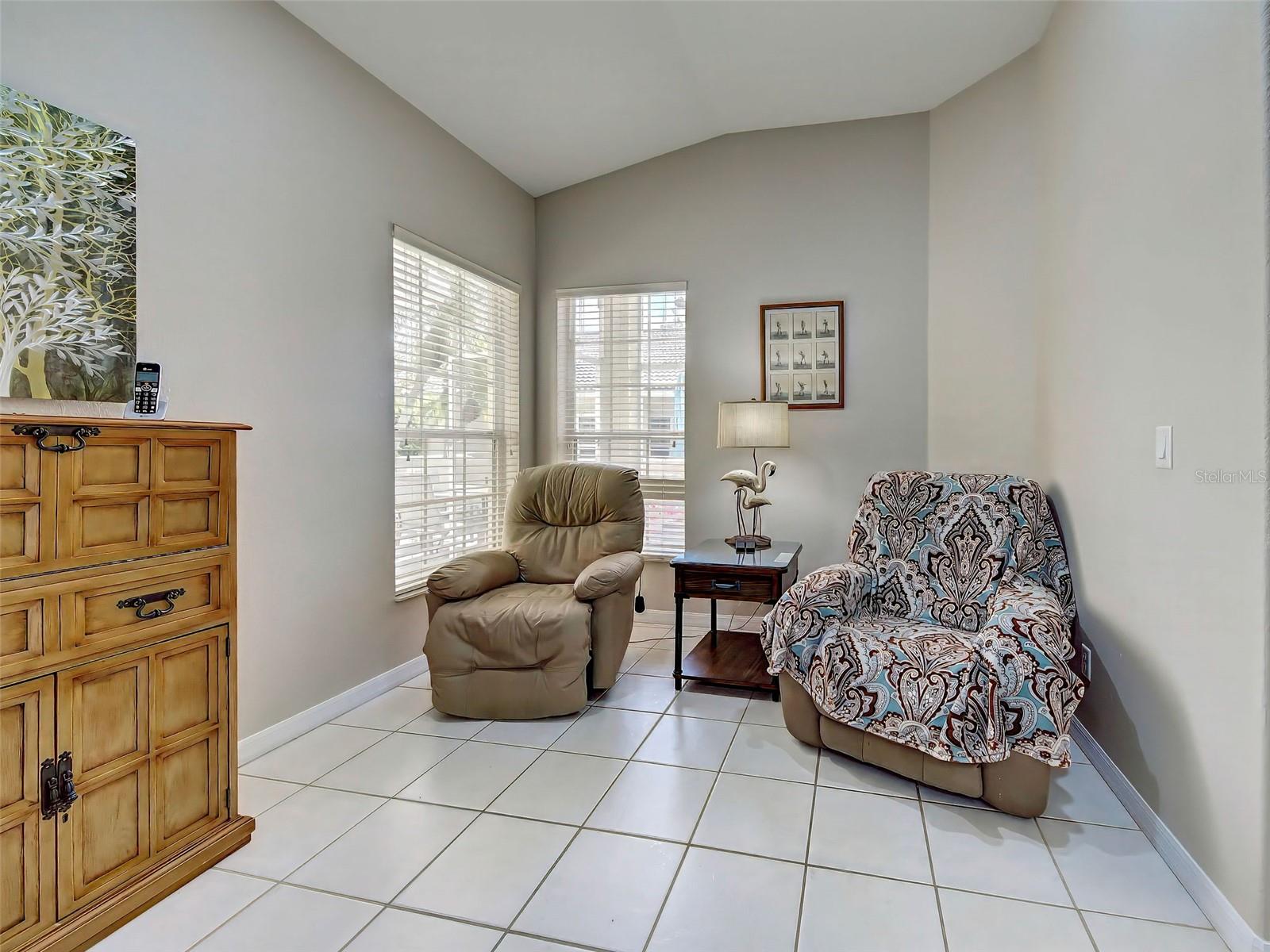 VISTA DEL LAGO - Residential