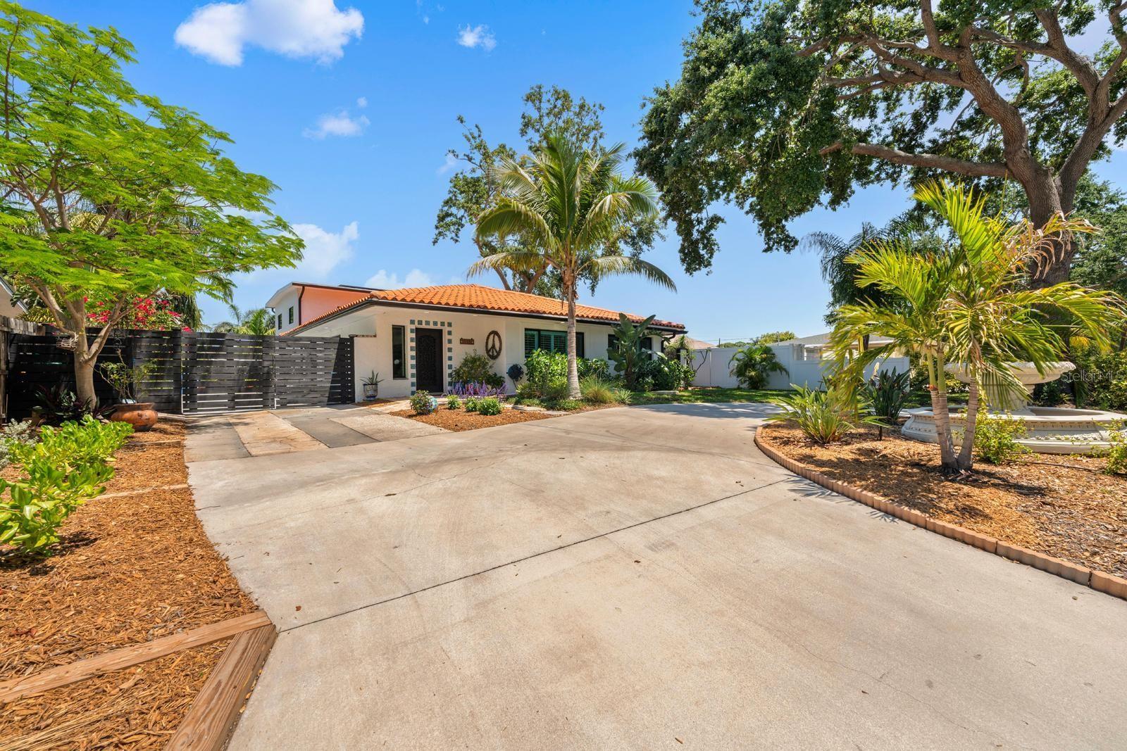 PASADENA ESTATES SEC F - Residential