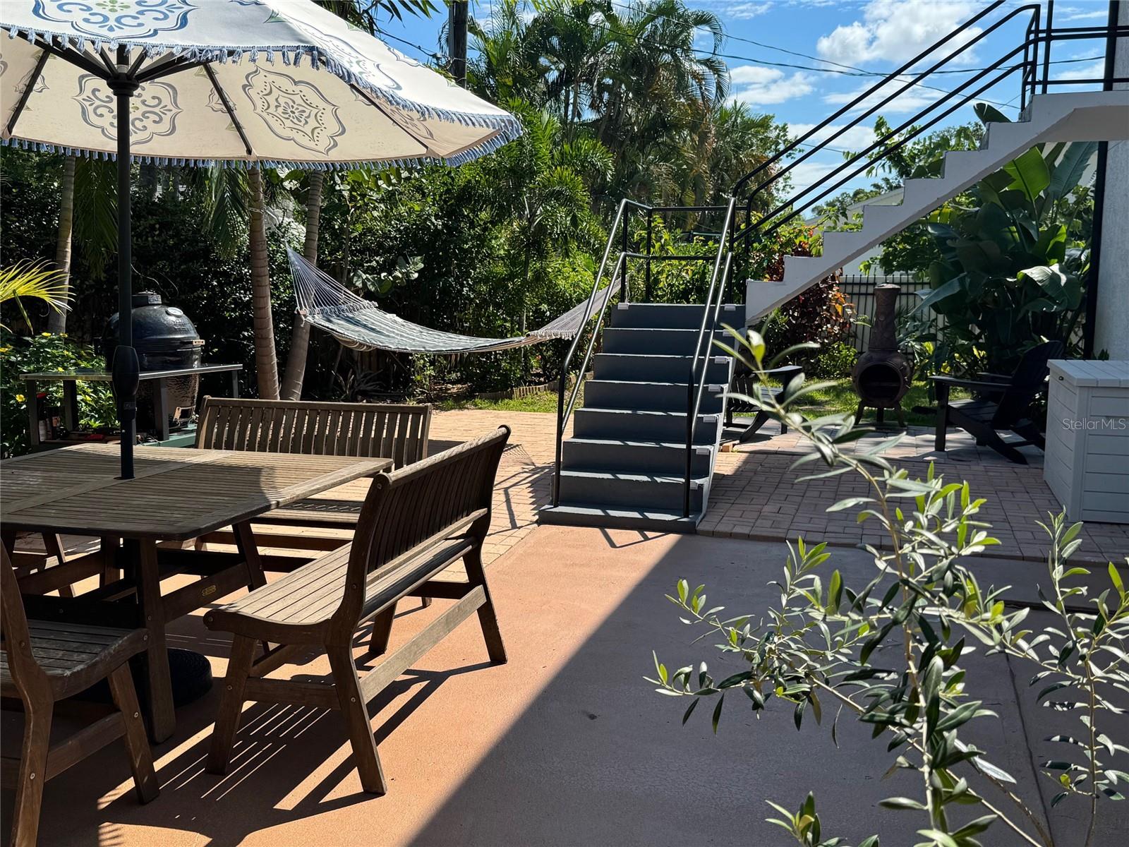 PASADENA ESTATES SEC F - Residential