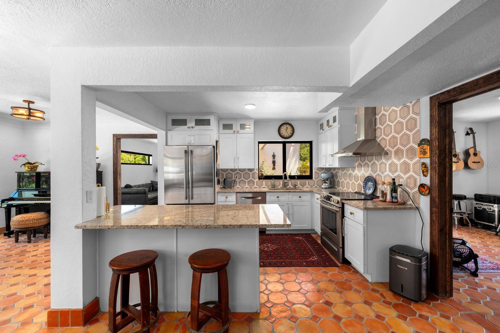 PASADENA ESTATES SEC F - Residential