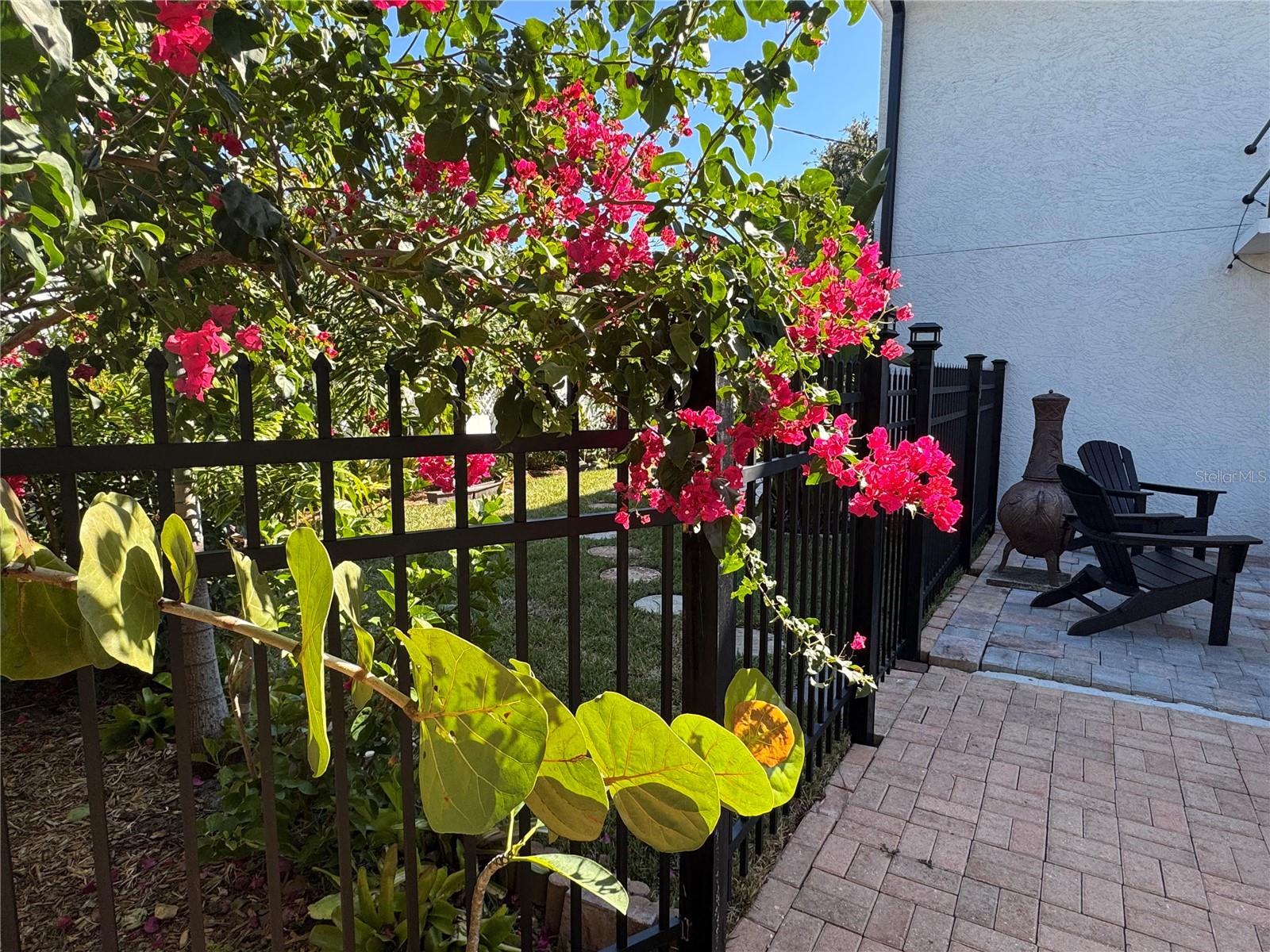 PASADENA ESTATES SEC F - Residential