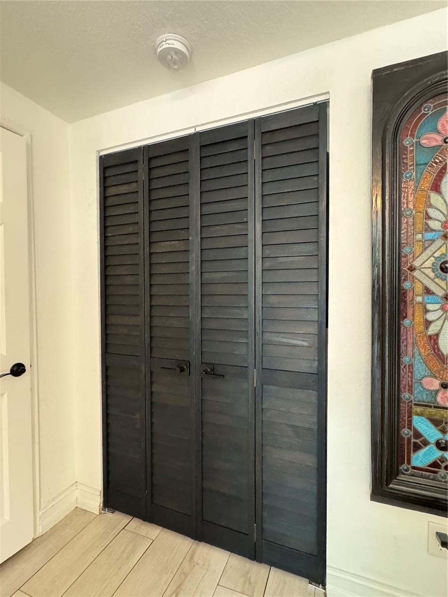 PASADENA ESTATES SEC F - Residential