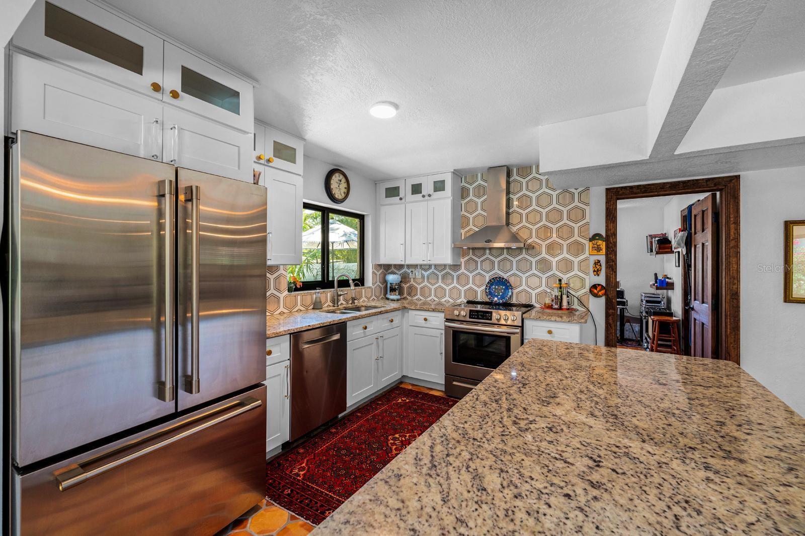 PASADENA ESTATES SEC F - Residential