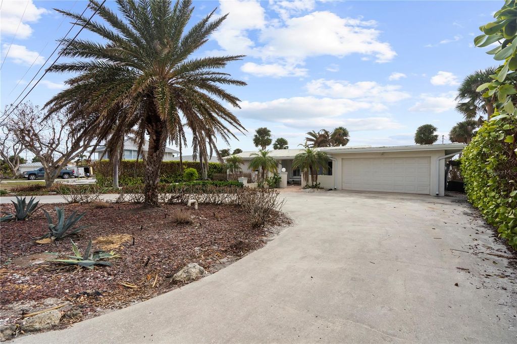 Photo of 1360 Aqua View Ln, Englewood, FL 34223 (MLS # N6140900)