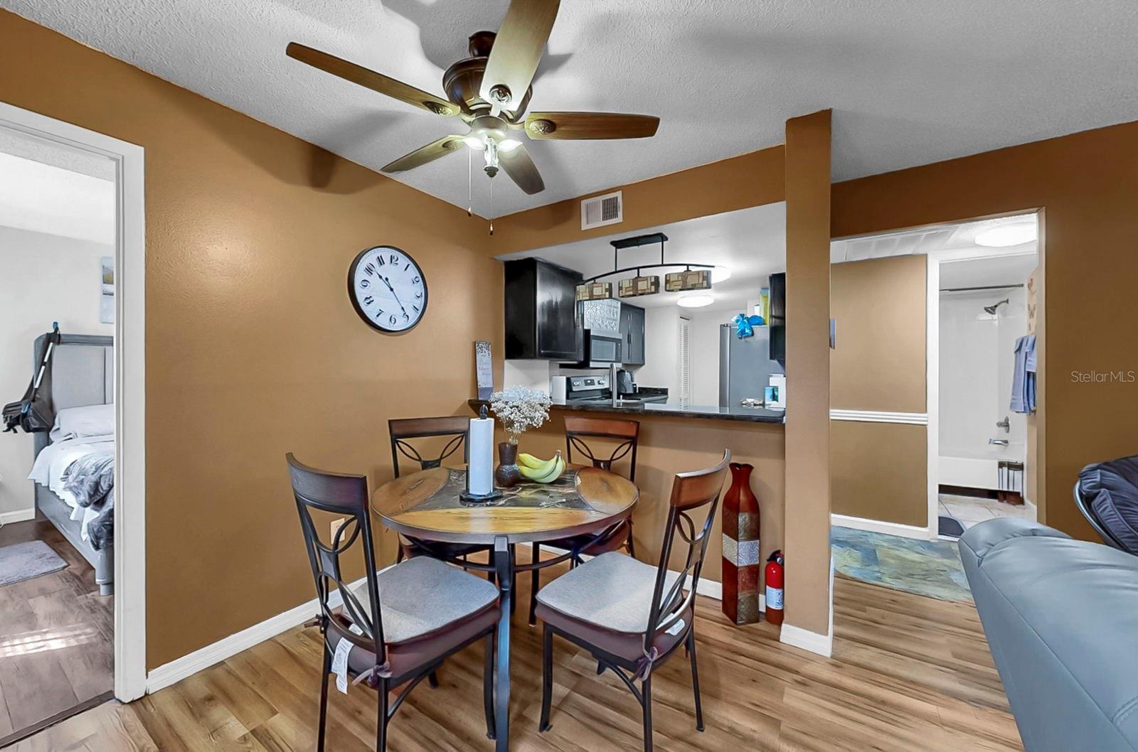 NORTH OAKS CONDO VIII - Residential